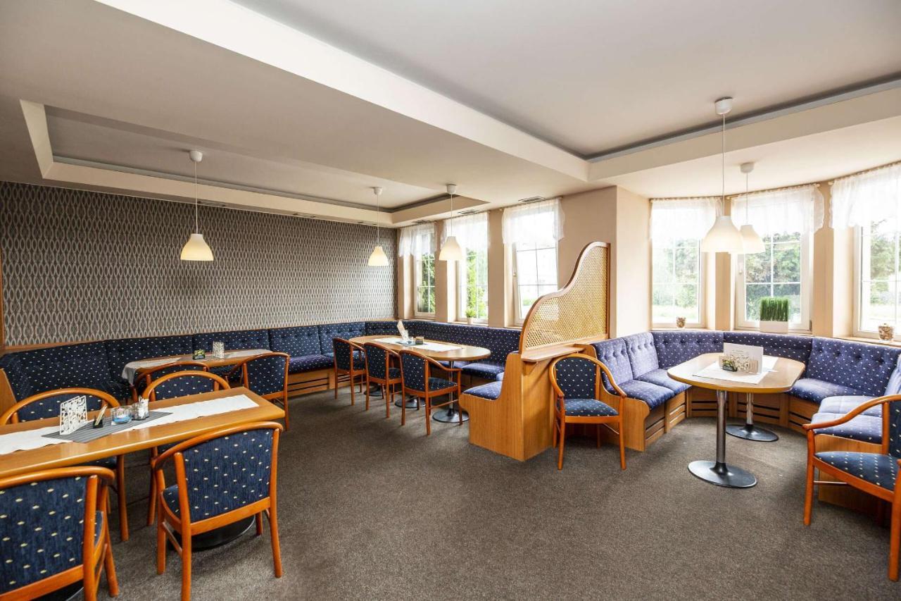 Hotel Aldo Unicov Екстер'єр фото