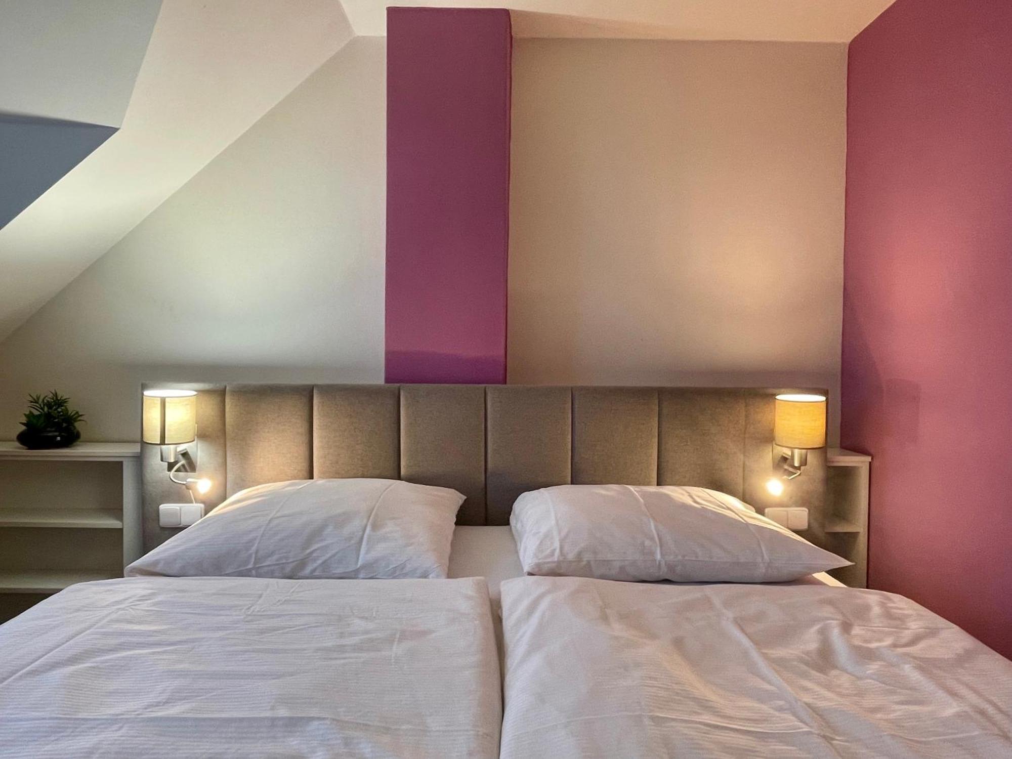 Hotel Aldo Unicov Екстер'єр фото